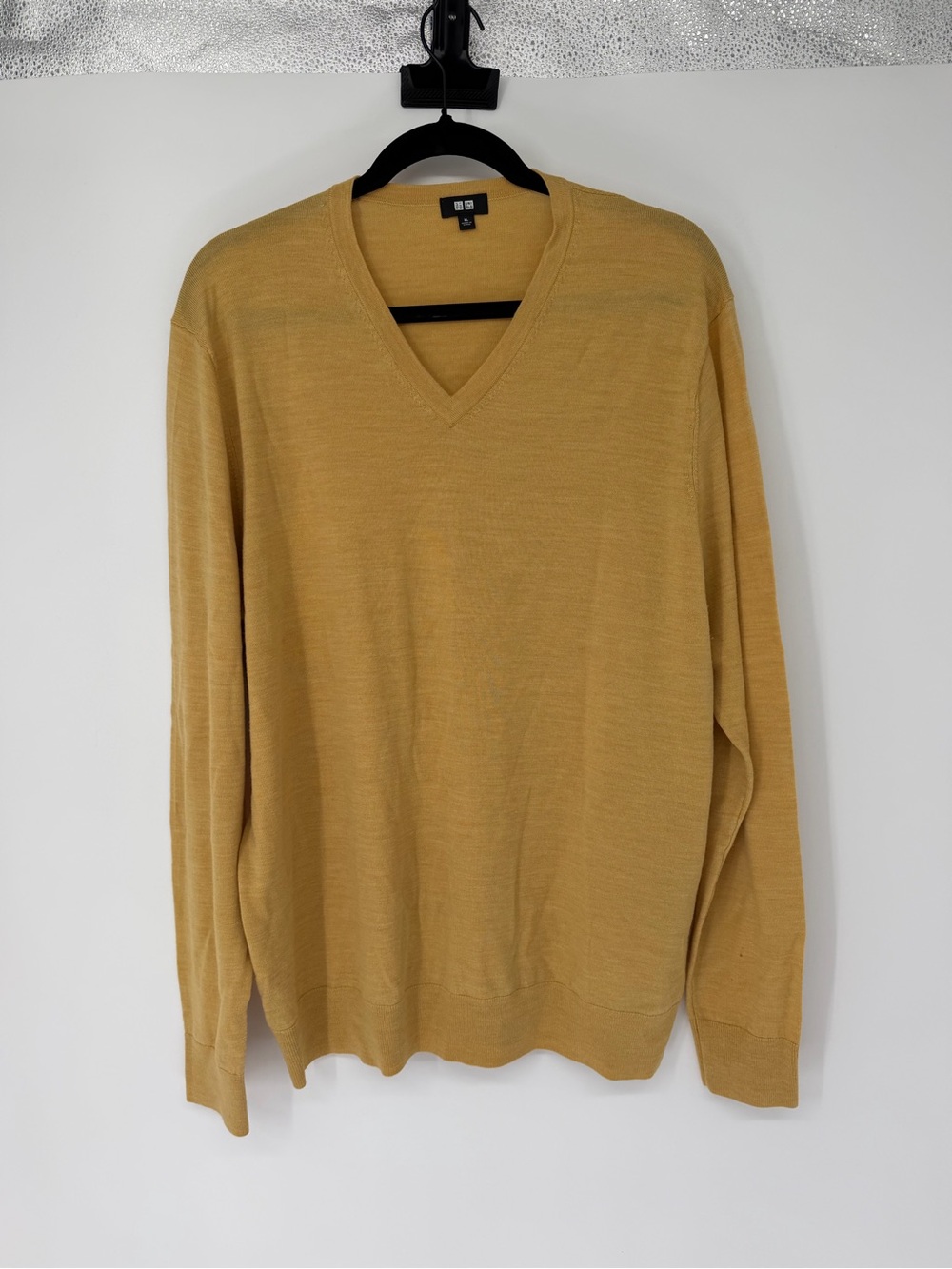 Uniqlo wool men’s sweater size XL